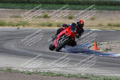 media/Jun-14-2025-Lets Ride (Sat) [[c36d48699a]]/B Group/1120am (Grapevine)/